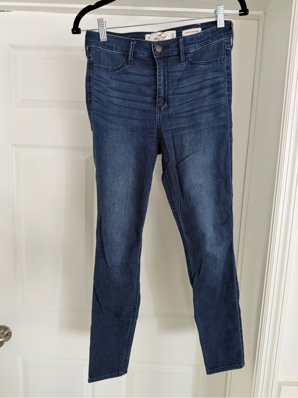 Hollister Women's Indigo High-Rise Skinny Jeans